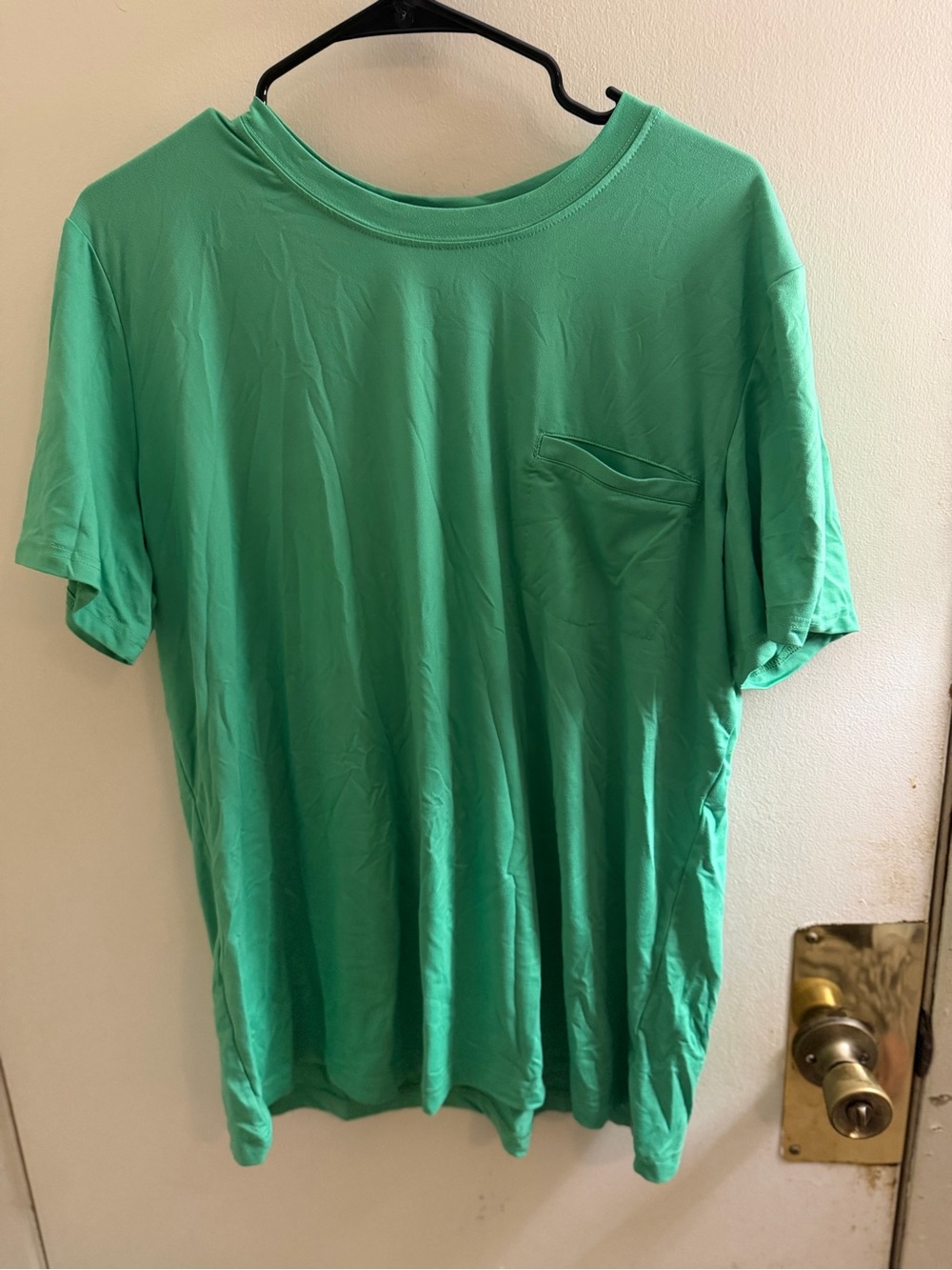 Wrangler Men's Short-Sleeve Pocket Tee in Teal Green